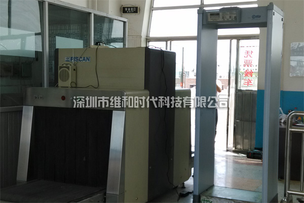 新疆烏魯木齊鐵路局8家火車站采用維和時代供應(yīng)HI-PE進口安檢門[圖文]