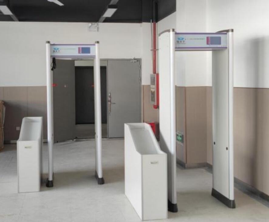 昆山緯隆“牽手”維和時代引進電子廠安檢門防內盜